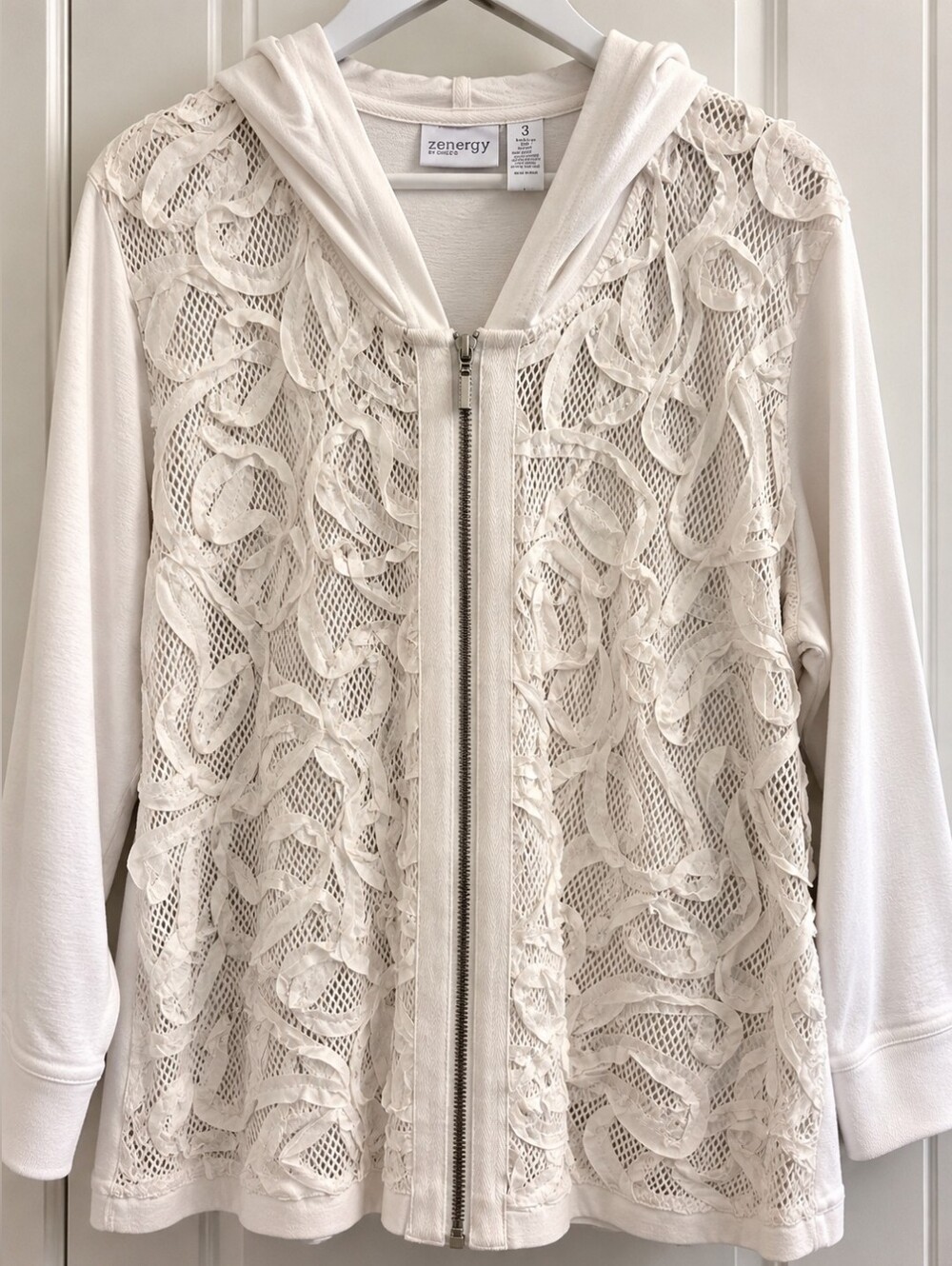 Chico's Zenergy NWT White Novelty Mesh Jacket Floral Ribbon Appliqué Size 3